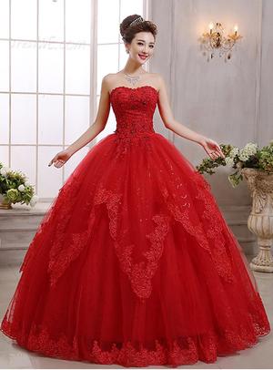 Сновидение с красным платьем невесты