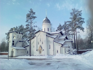 Храм в зимнем одеянии