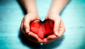 Сердце в руке